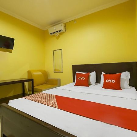 Oyo 92483 Hotel Kirana Salatiga Εξωτερικό φωτογραφία