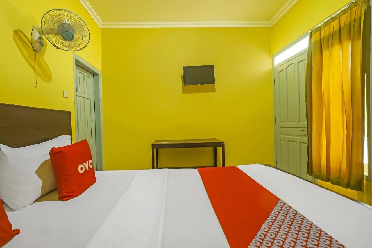 Oyo 92483 Hotel Kirana Salatiga Εξωτερικό φωτογραφία